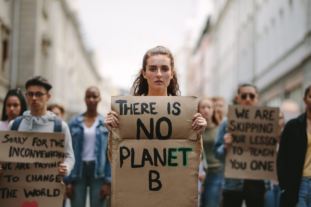 estudiantes-luchando-planeta